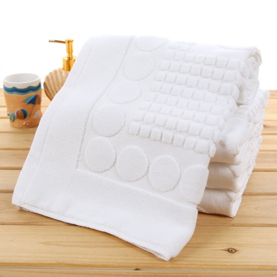 Five-star hotel bathroom floor towels, thickened, high-quality cotton, absorbent, and large bedroom entrance mats.