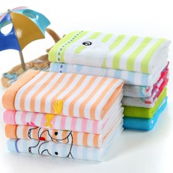 Square handkerchiefs, wholesale manufacturer, cartoon baby cotton handkerchiefs, gauze-edged, children's kindergarten square handkerchiefs, hanging towels.
