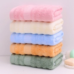Manufacturer thickened bamboo fiber towels, wholesale face towel gifts, labor protection towels with bamboo charcoal logos.