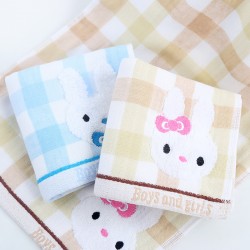 New pure cotton towels, cartoon gauze face towels, adult couples' advertising hotel gifts, available for distribution.