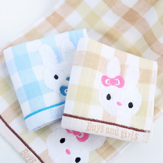 New pure cotton towels, cartoon gauze face towels, adult couples' advertising hotel gifts, available for distribution.