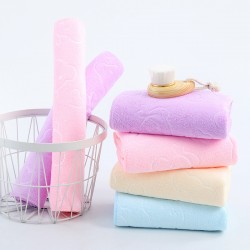 350 square meters of microfiber. Embossed bear towels, absorbent and skin-friendly, for face washes and hand towels, for daily use in labor protection.