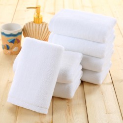 150g manufacturer's pure cotton white towels for hotels, hotel linens, absorbent cotton towels with logo printing.