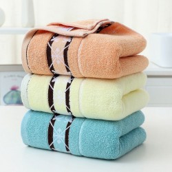 Pure cotton towels, factory wholesale, new face towels, gifts, supermarket gifts.